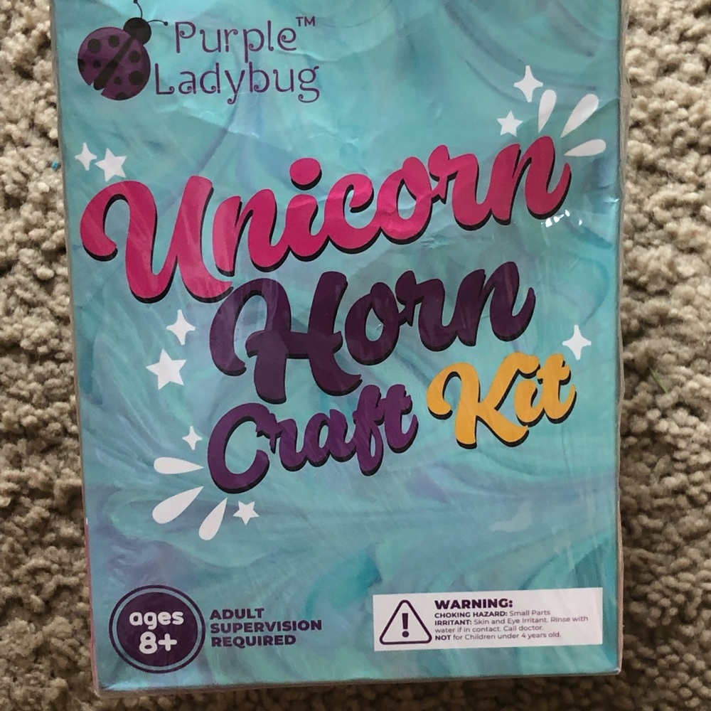 Crate your own unicorn horn